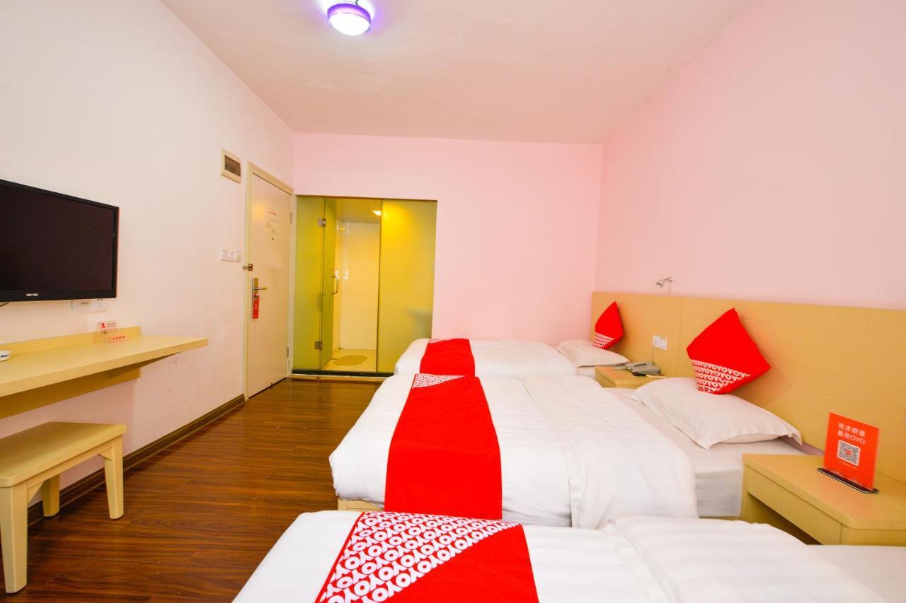 Guilin 68° Hotel North Railway Station Branch Buitenkant foto
