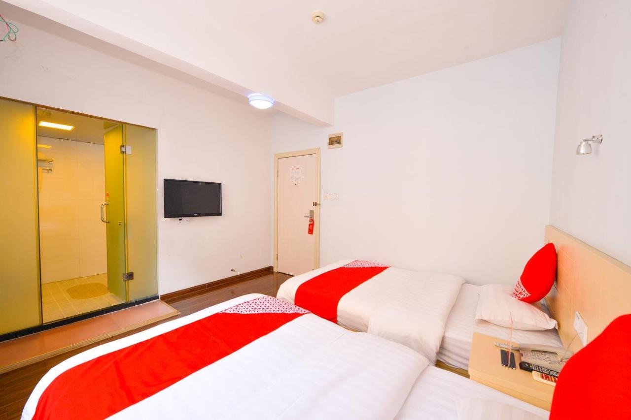 Guilin 68° Hotel North Railway Station Branch Buitenkant foto