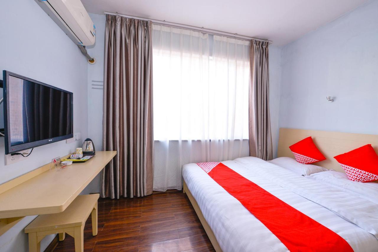 Guilin 68° Hotel North Railway Station Branch Buitenkant foto