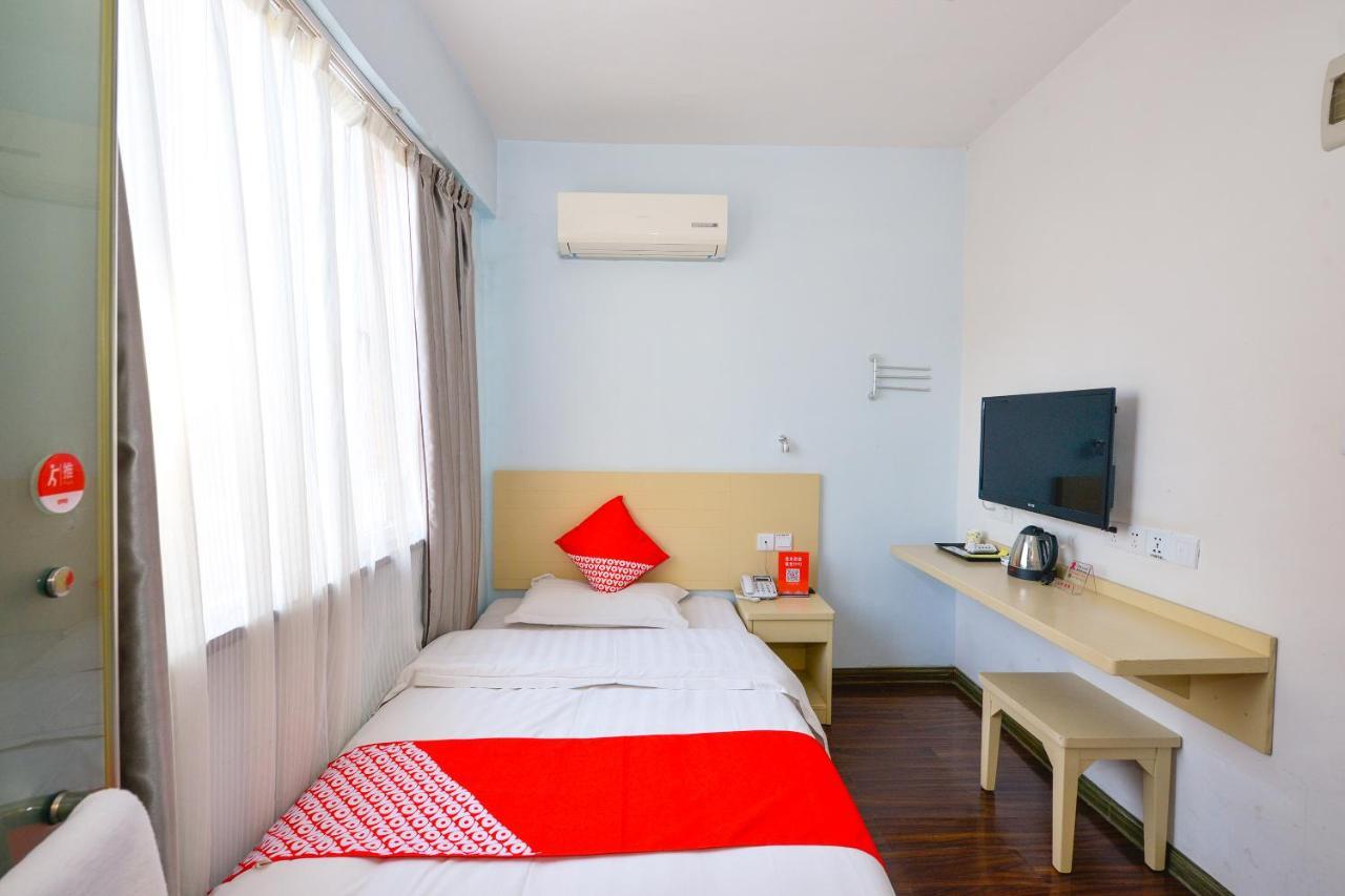 Guilin 68° Hotel North Railway Station Branch Buitenkant foto
