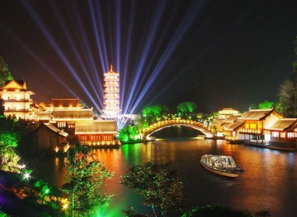 Guilin 68° Hotel North Railway Station Branch Buitenkant foto